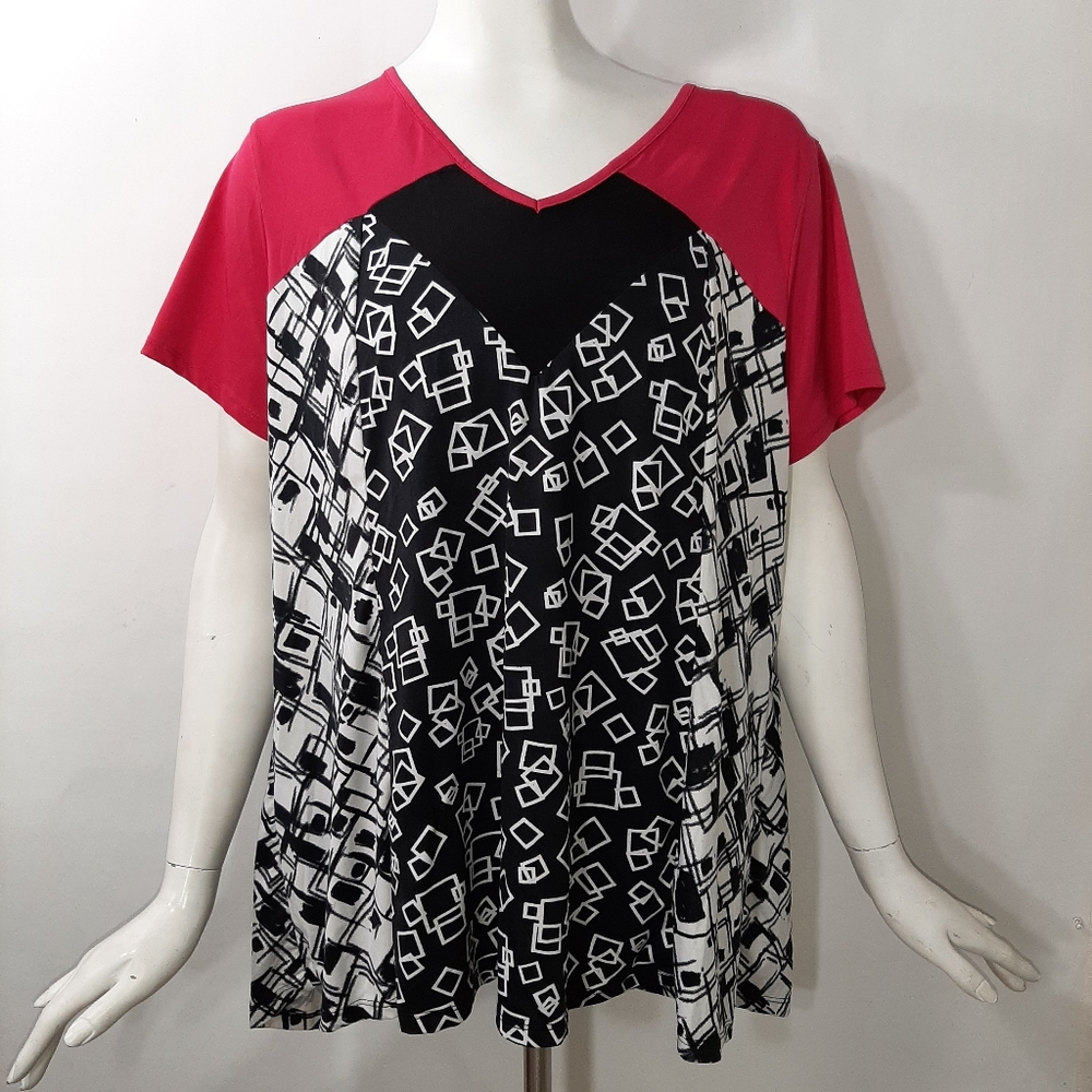 3/$18 Plus 18/20 Avenue Stretch Top Pink Fushia Black White High Low Flare Flowy